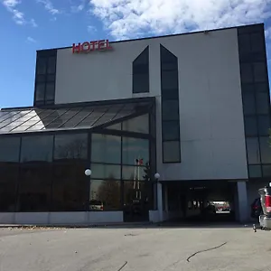 Montecassino & 3*, Toronto Canada